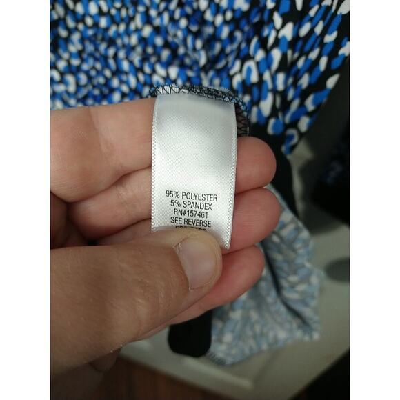 Croft & Barrow Woman XL Blouse Blue White Polkadot Asymmetrical Hemline Business - Picture 6 of 10